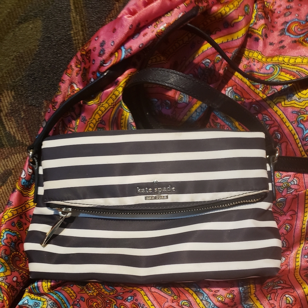 Kate Spade black and white striped shoulder bag crossbody purse
